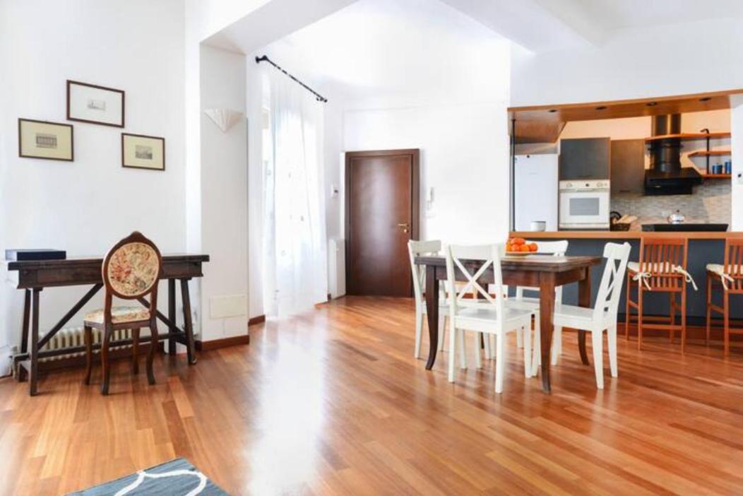 Pagano & Cenacolo Bright Apartment Milano Eksteriør billede